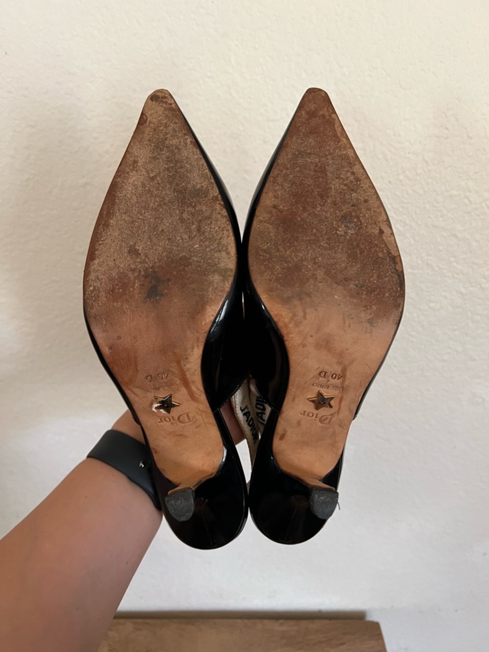 J'Adios Slingback Pump
Black Patent Calfskin Size 40 D - Picture 9 of 15